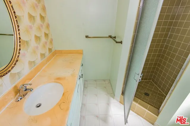 $1,450,000 | 960 Crestview Drive, Pasadena, CA 91107