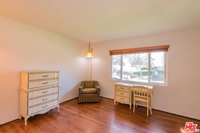 $1,450,000 | 960 Crestview Drive, Pasadena, CA 91107