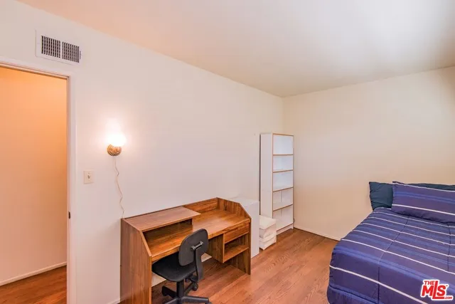 $1,450,000 | 960 Crestview Drive, Pasadena, CA 91107