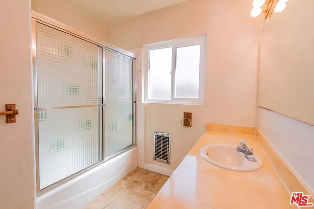 $1,450,000 | 960 Crestview Drive, Pasadena, CA 91107