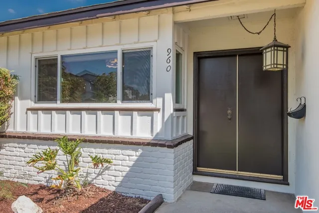 $1,450,000 | 960 Crestview Drive, Pasadena, CA 91107