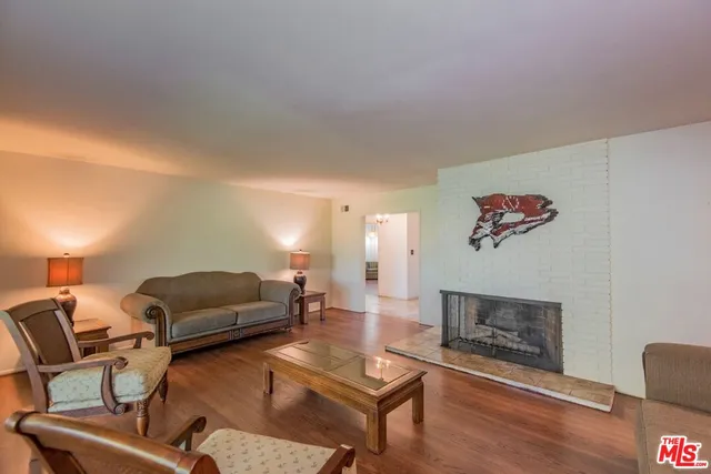 $1,450,000 | 960 Crestview Drive, Pasadena, CA 91107