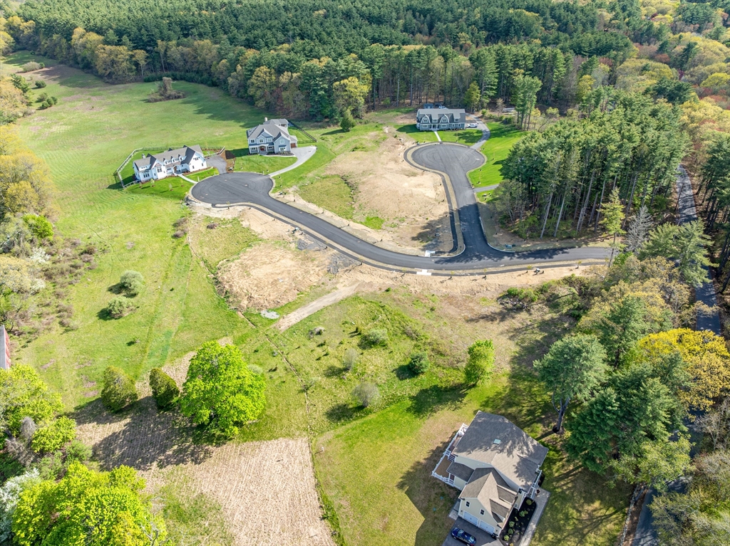 4 Pearl Way Topsfield, MA 01983 - Photo 3 of 9