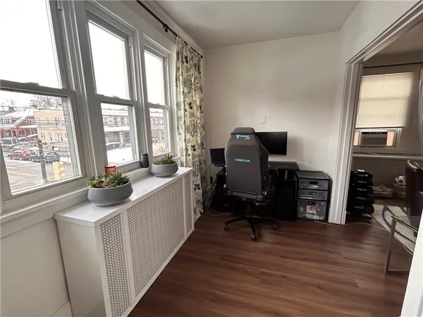 $2,400 | 2150 Wightman Street, Pittsburgh, PA 15217