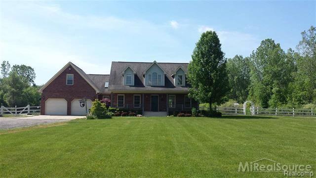 6183 Short Cut Road Marine City, MI 48039 - Photo 3 of 32 3.JPG