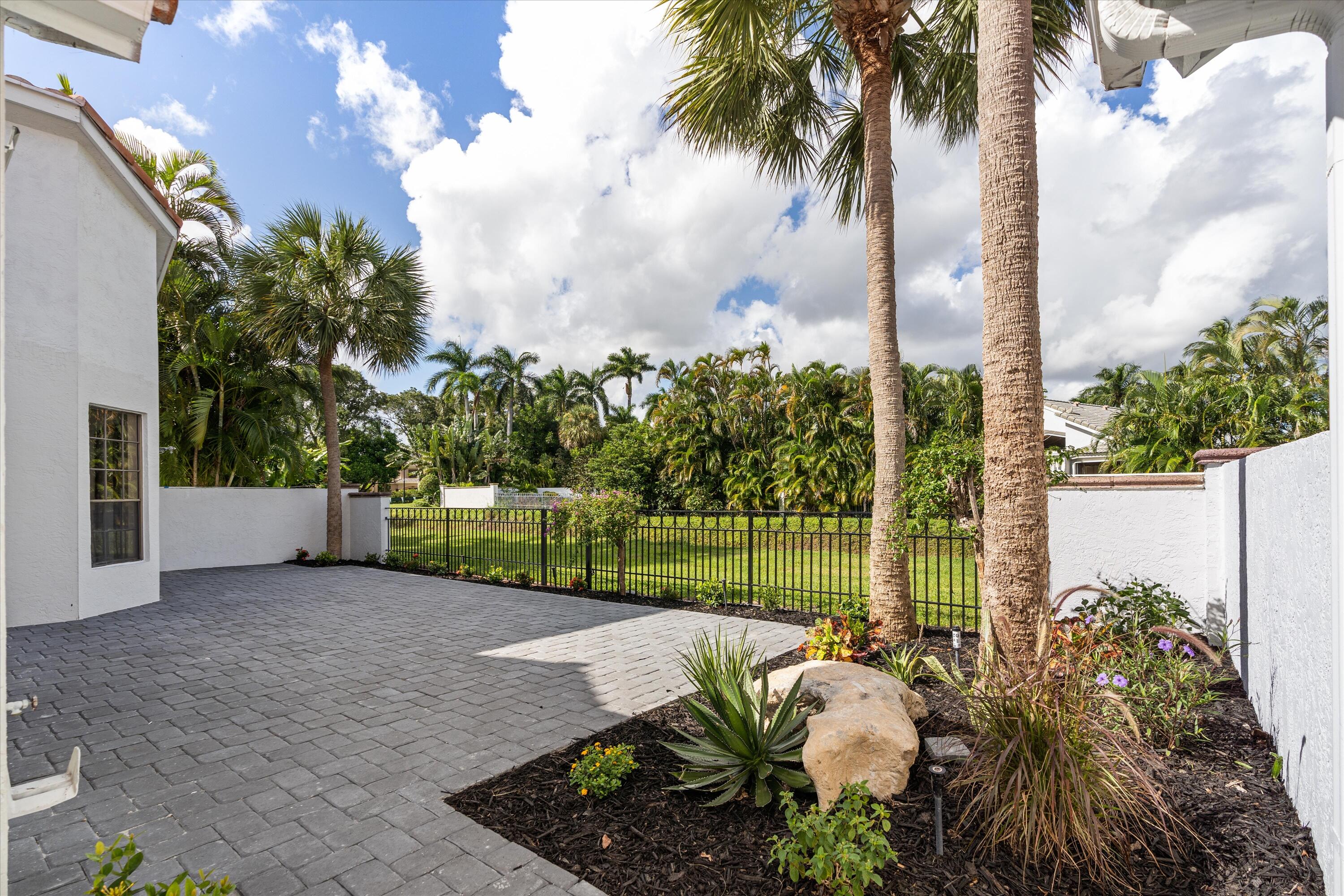 2173 Northwest 59th Street Boca Raton, FL 33496 - Photo 25 of 45 patio