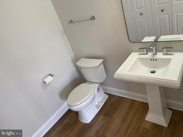 129 North Park Road Newtown, PA 18940 - Photo 9 of 30 Powder Room