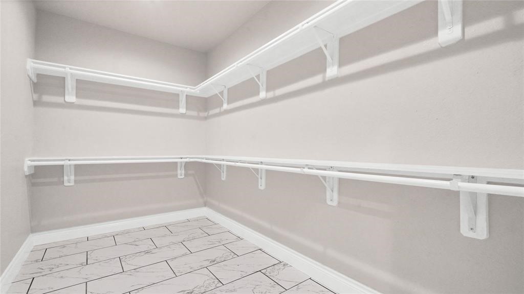 3541 Rebecca Street Houston, TX 77021 - Photo 21 of 24 Walk in Master Closet