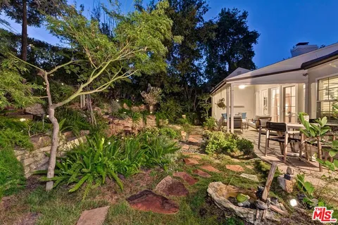 $2,849,000 | 1609 Comstock Avenue, Los Angeles, CA 90024