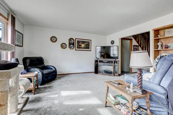 $182,500 | 2895 West 4th Street, Unit 2A, Appleton, WI 54914