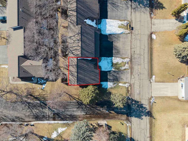 $189,900 | 2895 West 4th Street, Unit 2A, Appleton, WI 54914