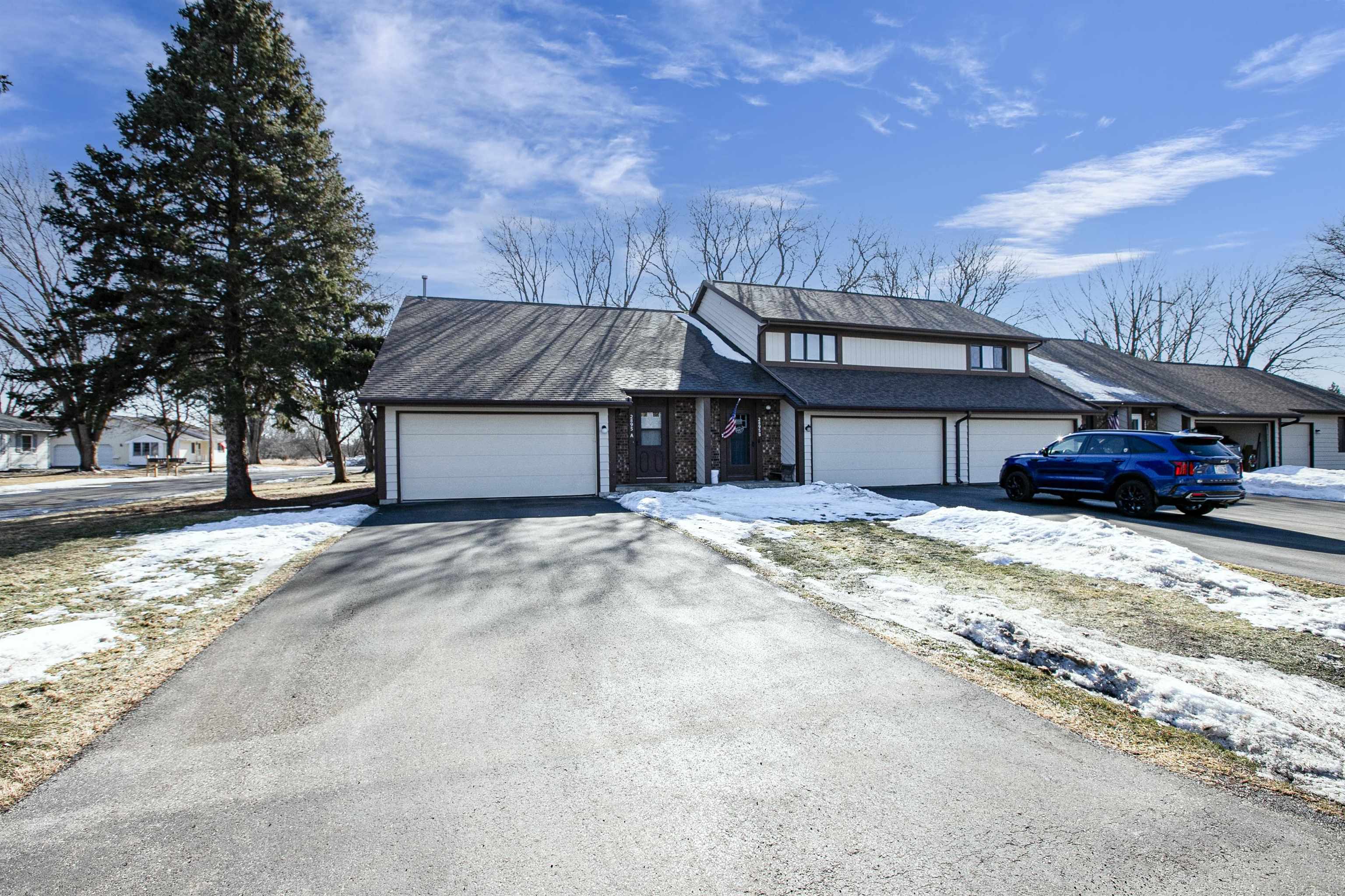 2895 West 4th Street, Unit 2A Appleton, WI 54914 - Photo 3 of 37