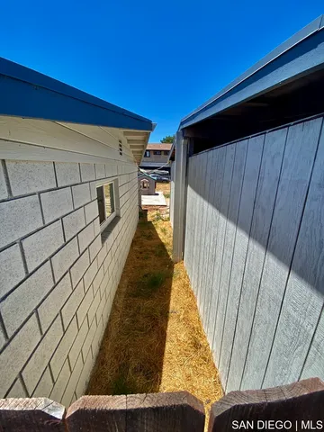 a front view of house with yard