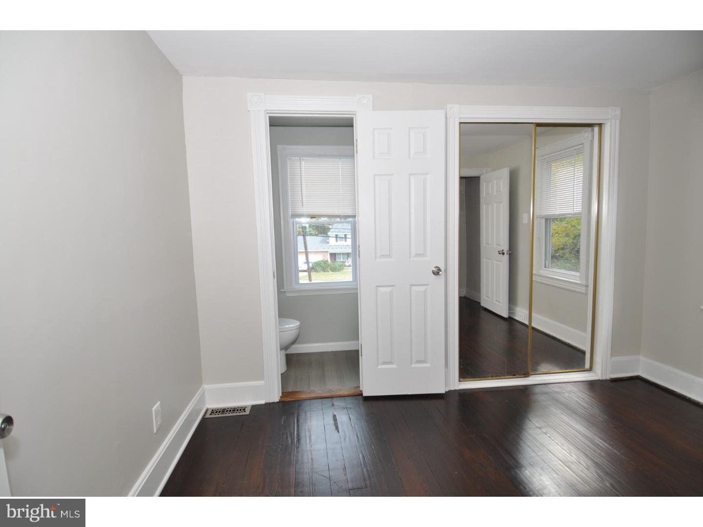 480 Delaware Avenue Roebling, NJ 08554 - Photo 12 of 25 Bedroom - Main