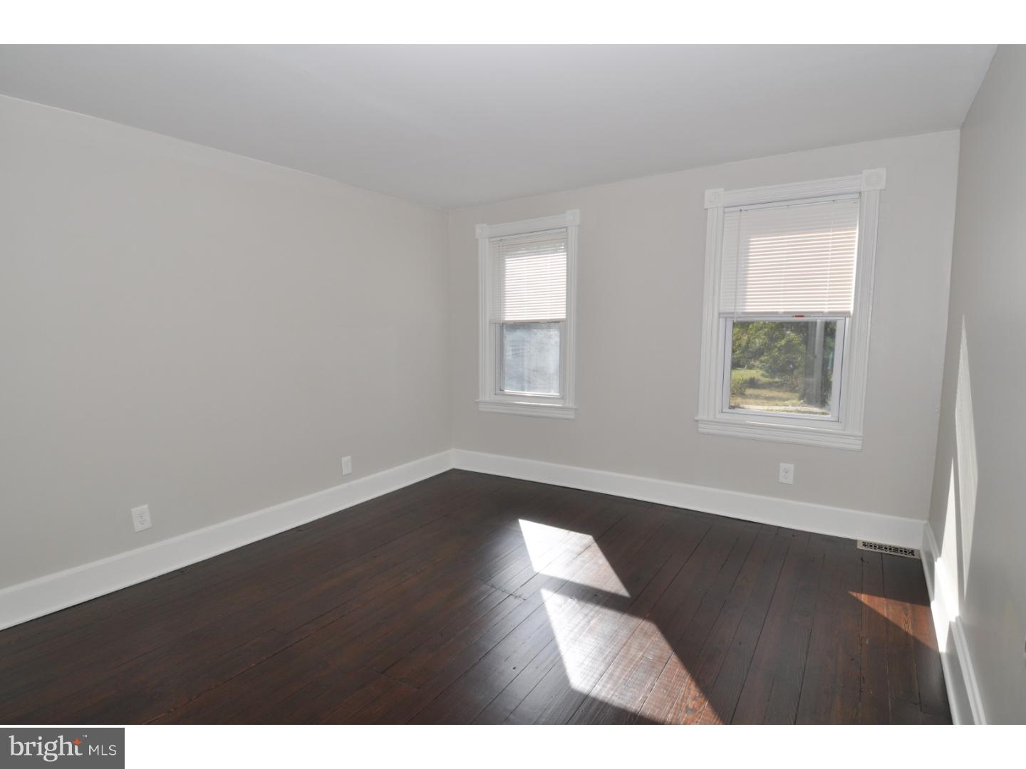 480 Delaware Avenue Roebling, NJ 08554 - Photo 14 of 25 Bedroom 2