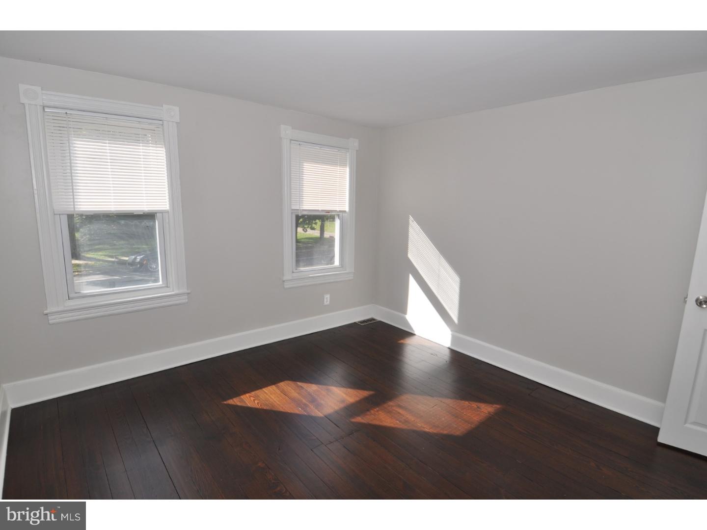 480 Delaware Avenue Roebling, NJ 08554 - Photo 15 of 25 Bedroom 2