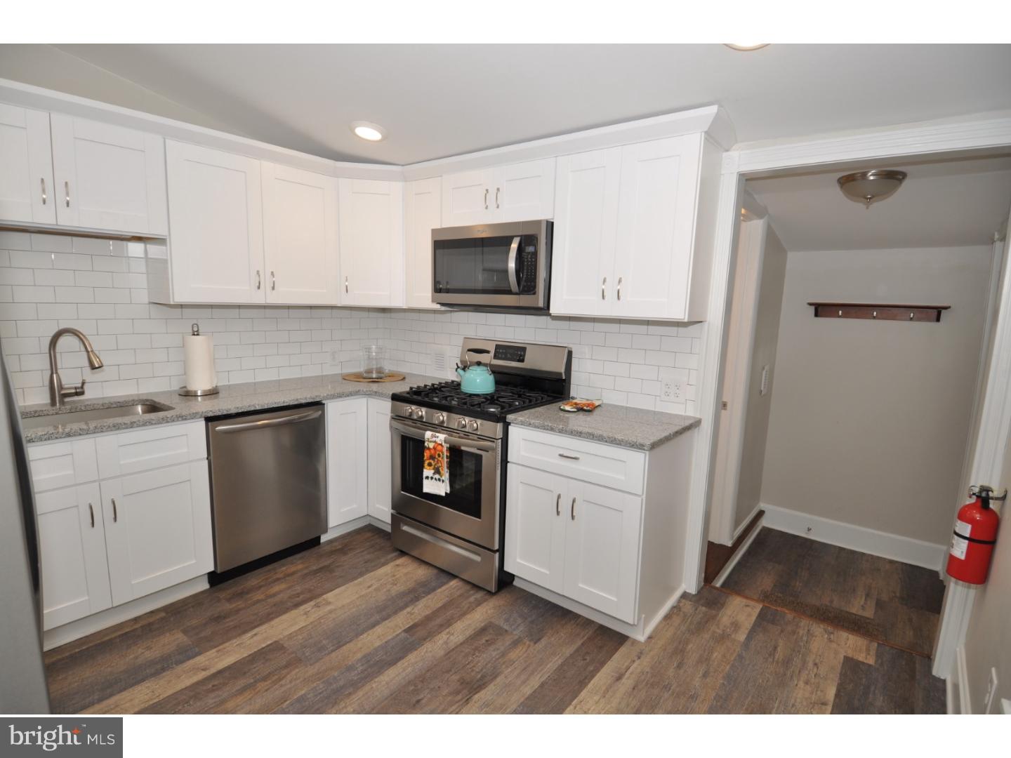 480 Delaware Avenue Roebling, NJ 08554 - Photo 7 of 25 Kitchen