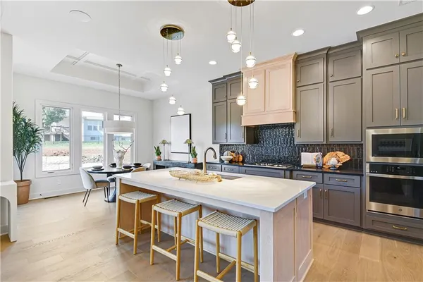 $730,350 | 9836 Shady Bend Road, Lenexa, KS 66227