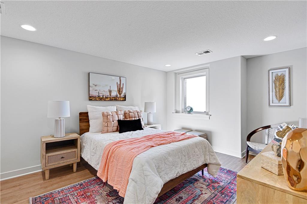 9836 Shady Bend Road Lenexa, KS 66227 - Photo 36 of 38