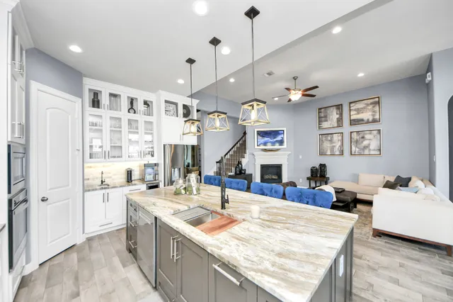 $549,000 | 29630 Kynndal Shore Drive, Spring, TX 77386