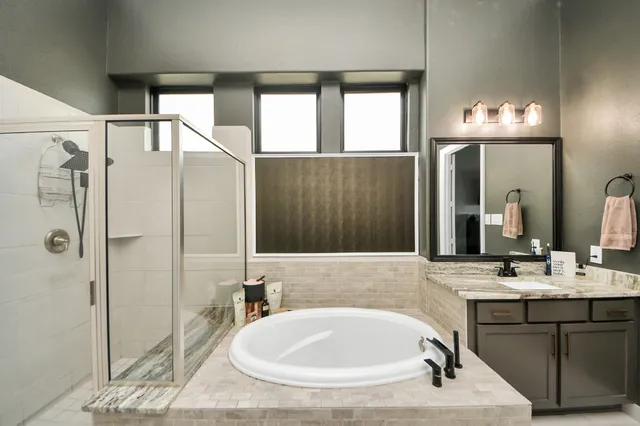 $549,000 | 29630 Kynndal Shore Drive, Spring, TX 77386