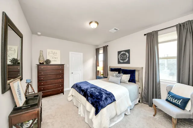 $549,000 | 29630 Kynndal Shore Drive, Spring, TX 77386