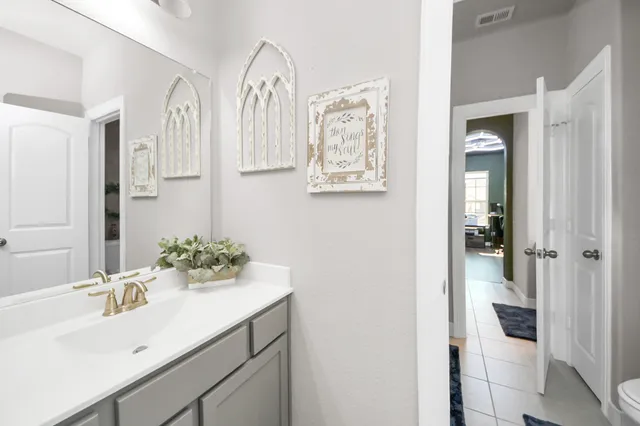 $549,000 | 29630 Kynndal Shore Drive, Spring, TX 77386