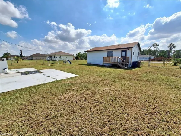 $1,495 | 3820 20th Street West, Lehigh Acres, FL 33971