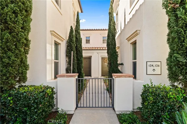 $1,128,000 | 134 Canvas, Irvine, CA 92620