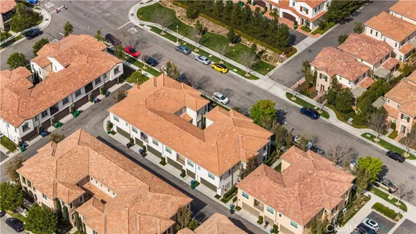 $1,128,000 | 134 Canvas, Irvine, CA 92620