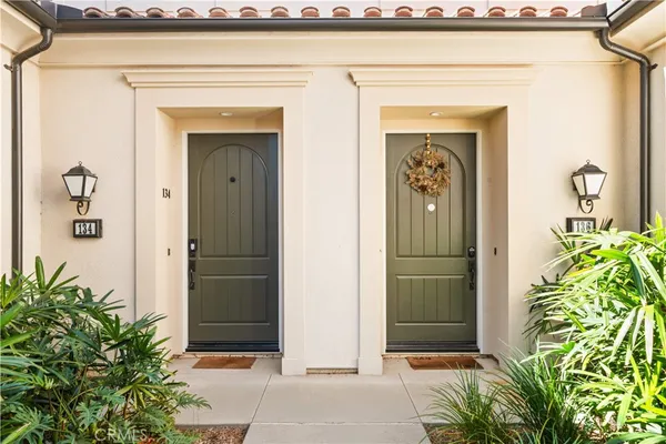 $1,128,000 | 134 Canvas, Irvine, CA 92620