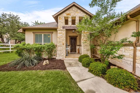 $815,000 | 244 Wentworth, Spring Branch, TX 78070