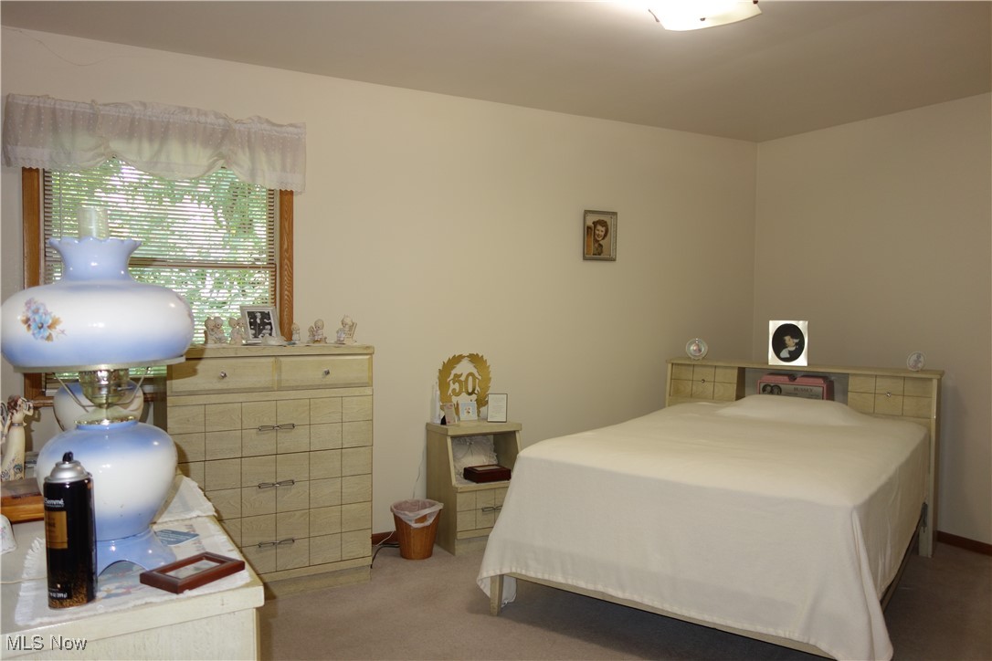 4943 Mayfair Road Green, OH 44720 - Photo 19 of 47 Large Master Bedroom w/a Full Bathroiom