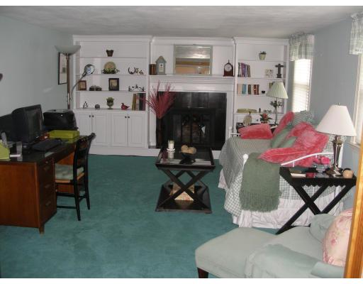 17 Duggan Road Acton, MA 01720 - Photo 8 of 12