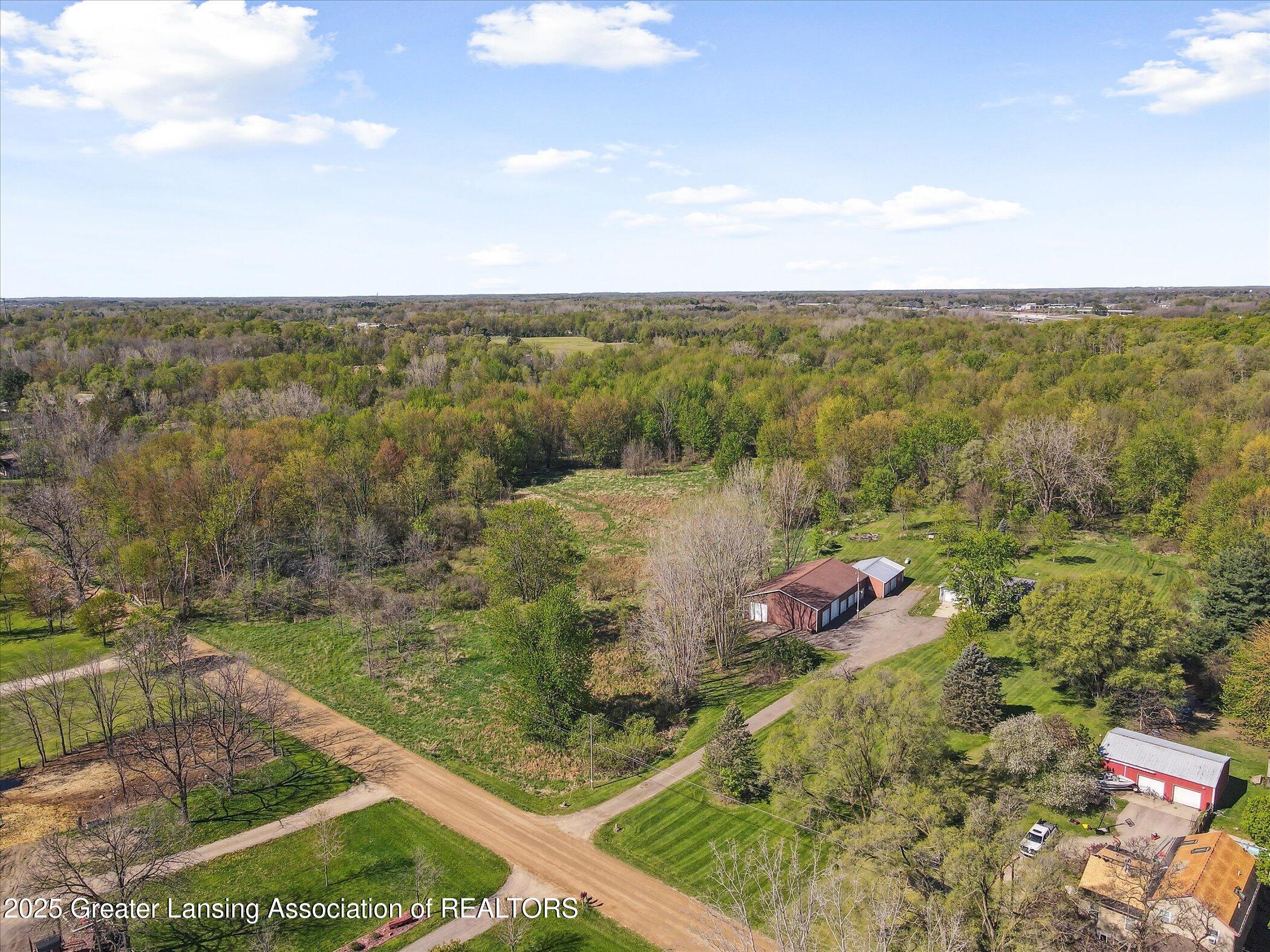 15426 South Lowell Road Lansing, MI 48906 - Photo 39 of 42 52-15426-S-Lowell-Rd-Lansing-MI-48906-Wi