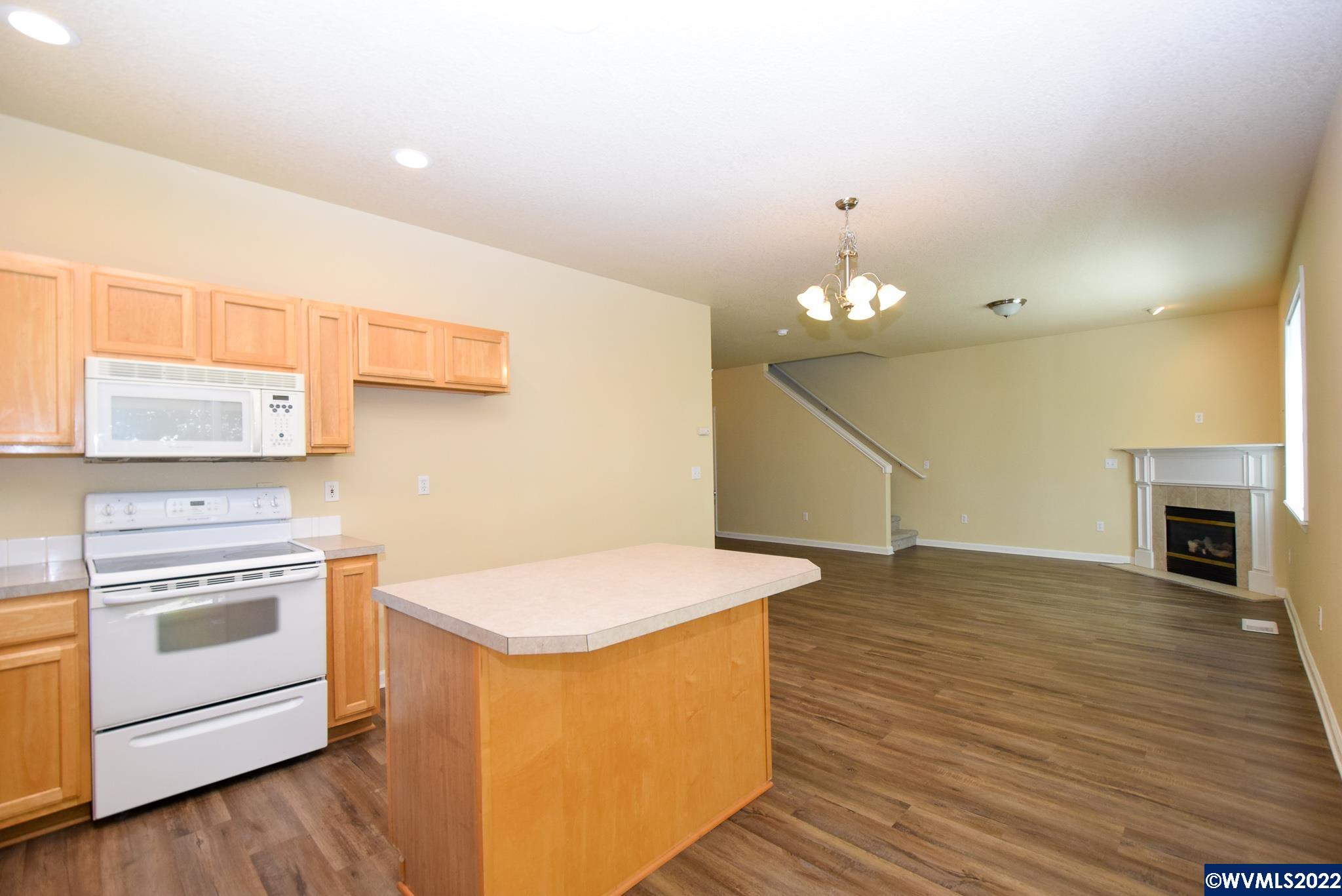 1258 Barnick Road Northeast Keizer, OR 97303 - Photo 4 of 25 Gallery Image 4