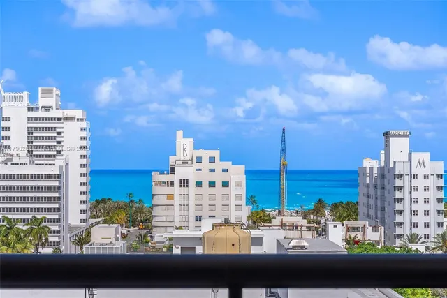 $621,000 | 1775 Washington Avenue, Unit 11C, Miami Beach, FL 33139