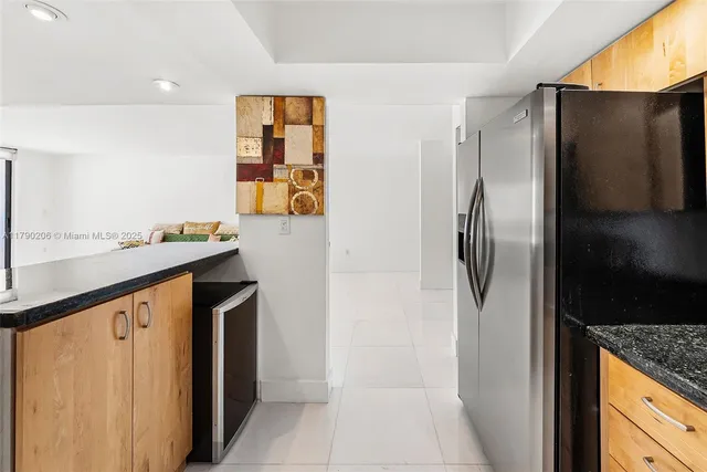 $621,000 | 1775 Washington Avenue, Unit 11C, Miami Beach, FL 33139