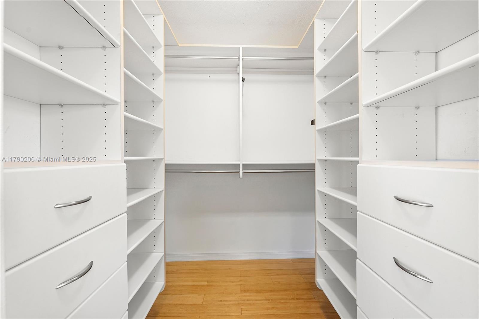 1775 Washington Avenue, Unit 11C Miami Beach, FL 33139 - Photo 16 of 34