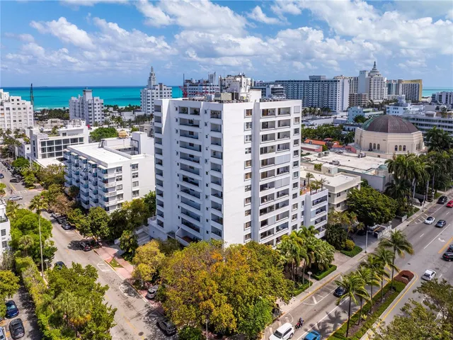 $621,000 | 1775 Washington Avenue, Unit 11C, Miami Beach, FL 33139