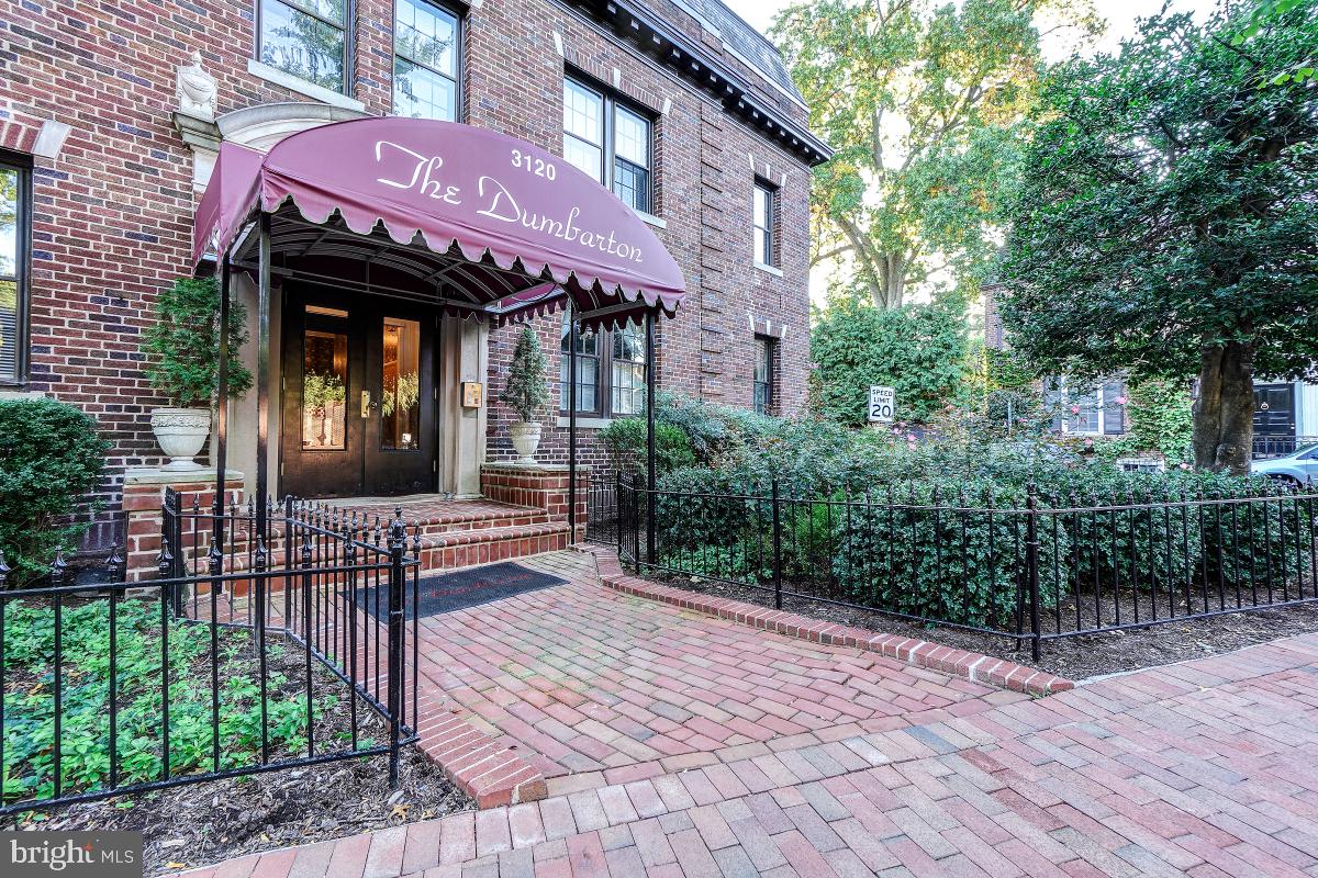 3120 R Street Northwest, Unit 109 Washington, DC 20007 - Photo 1 of 33 Gallery Image 1