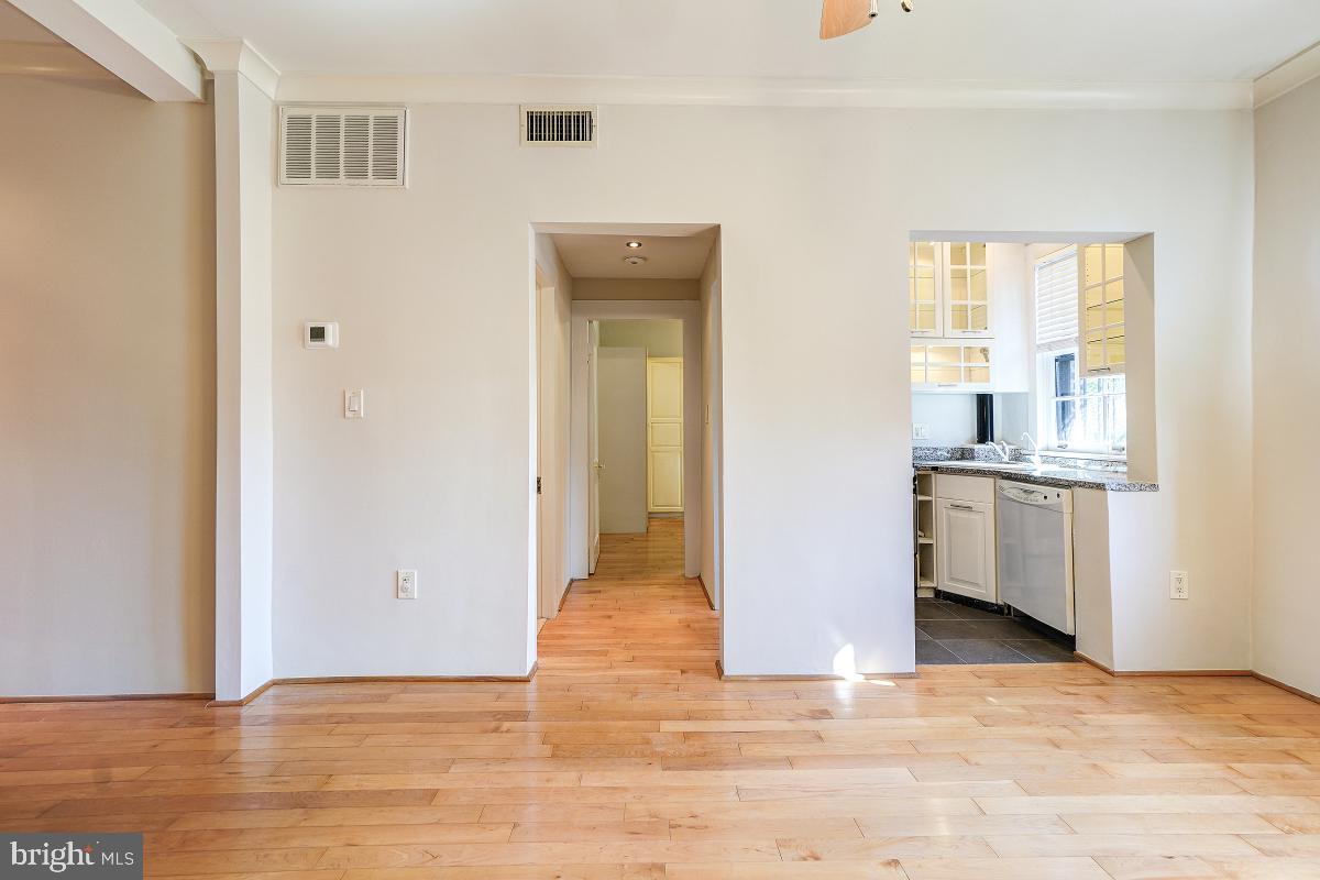 3120 R Street Northwest, Unit 109 Washington, DC 20007 - Photo 13 of 33 Gallery Image 13