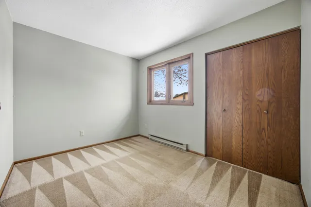 $250,000 | 22 Fremont Drive South, Fargo, ND 58103