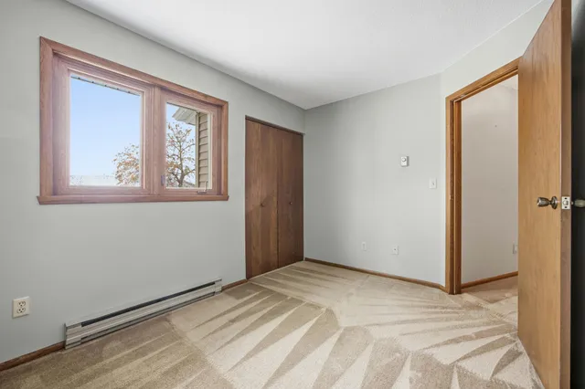 $250,000 | 22 Fremont Drive South, Fargo, ND 58103