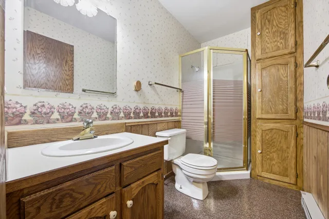 $250,000 | 22 Fremont Drive South, Fargo, ND 58103