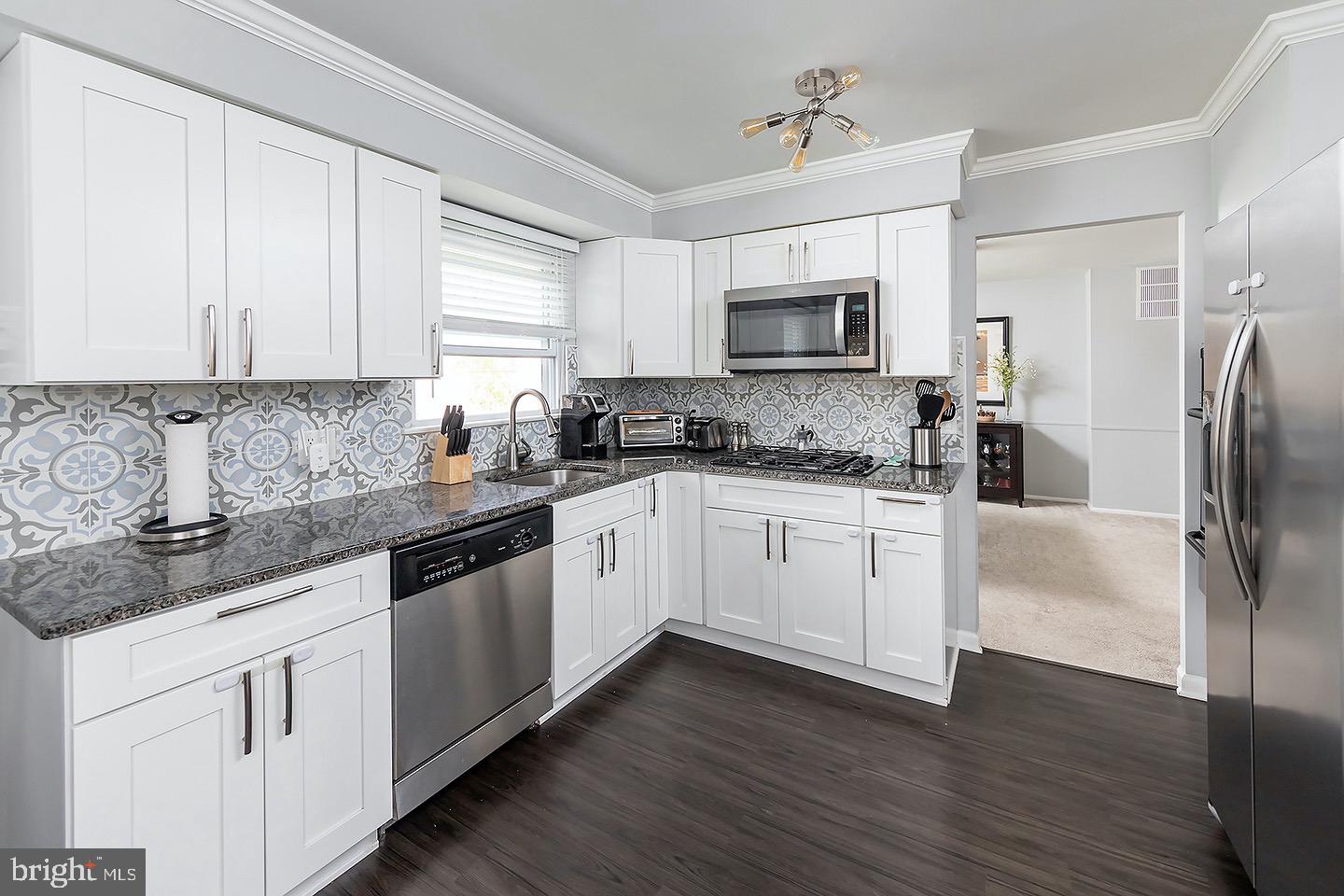 1649 Red Oak Road Williamstown, NJ 08094 - Photo 5 of 24 Gallery Image 5