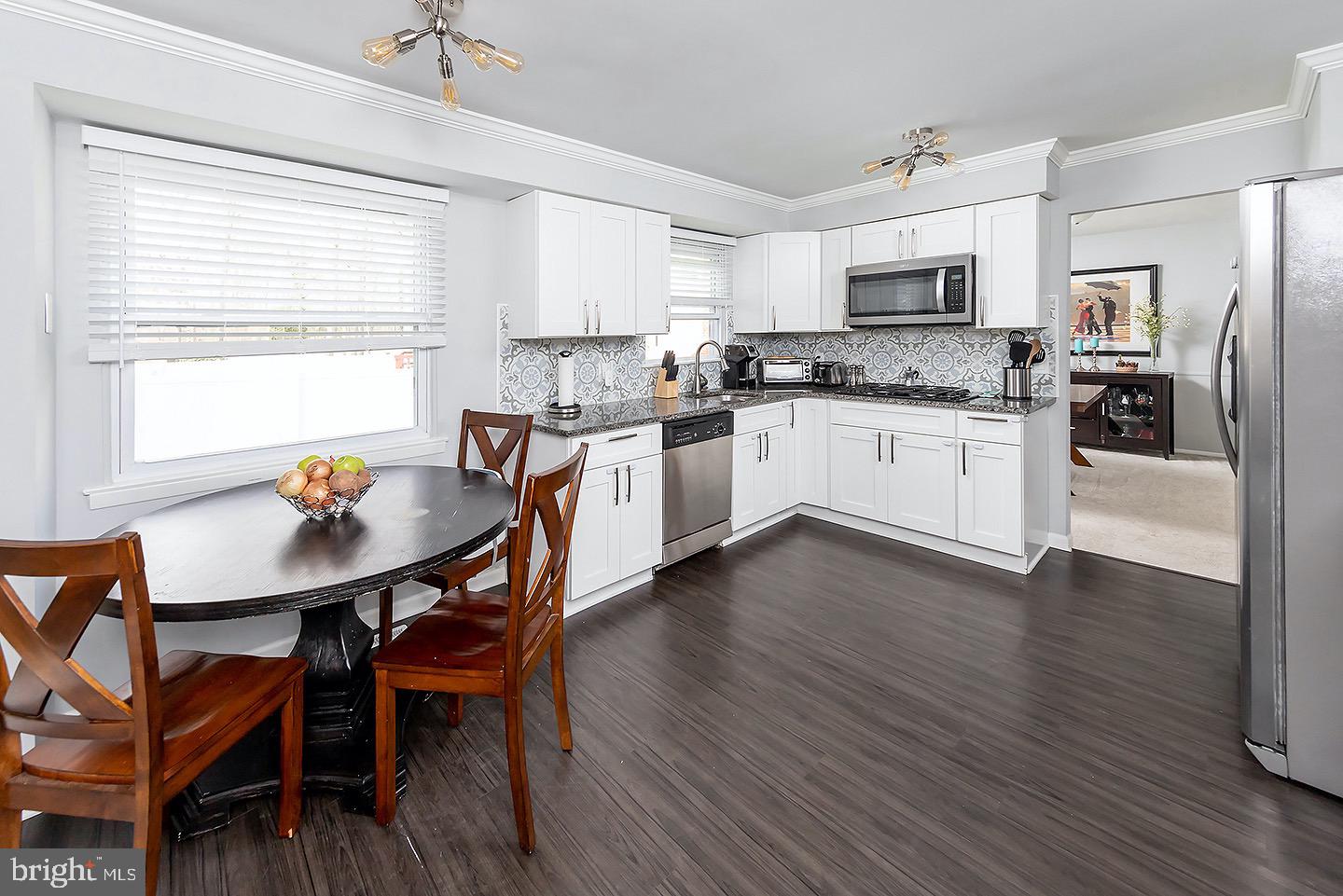 1649 Red Oak Road Williamstown, NJ 08094 - Photo 6 of 24 Gallery Image 6