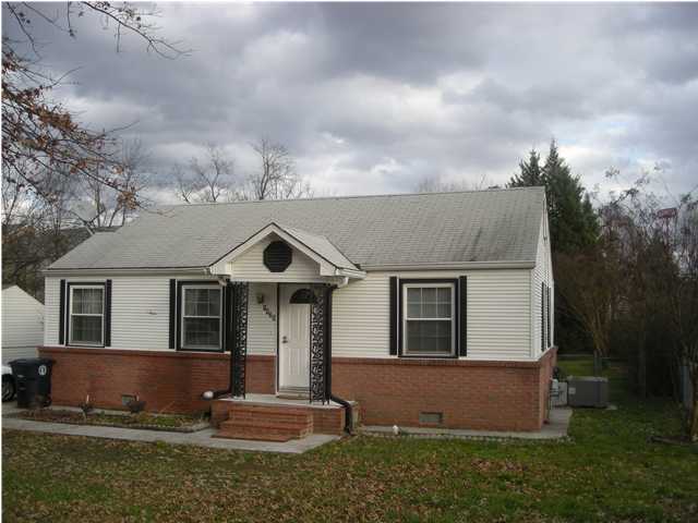 1430 North Smith Street East Ridge, TN 37412 - Photo 1 of 5 Primary Photo