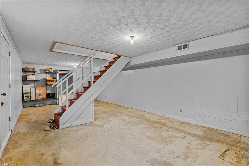 310 Stewart Road Southeast Winston-Salem, NC 27107 - Photo 28 of 50