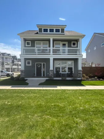$718,000 | 406 West Leland Drive, Whitehall, MI 49461